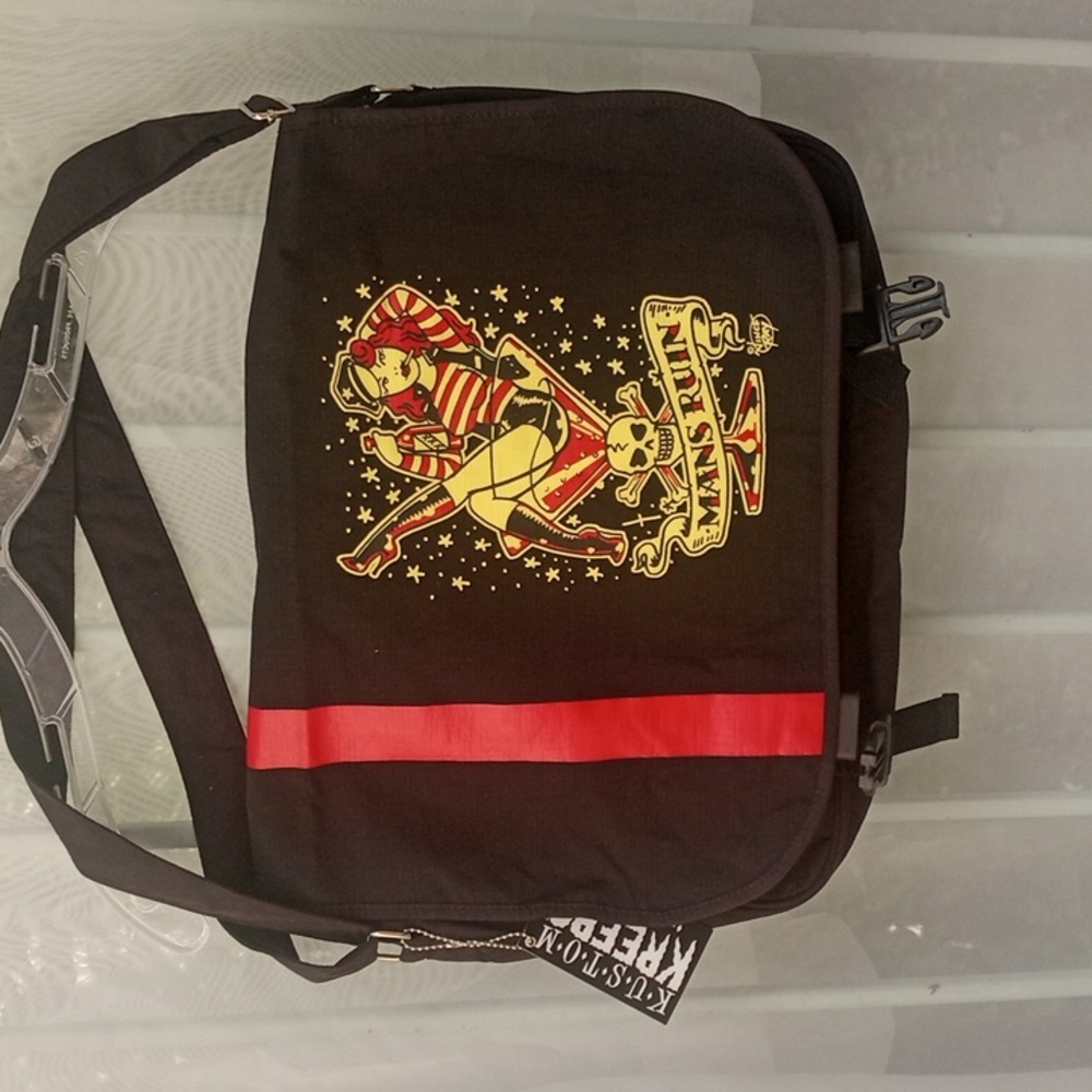 Sourpuss Kustom Kreeps Mans Ruin  Pin Up Girl Messenger Crossbody Bag NWT
